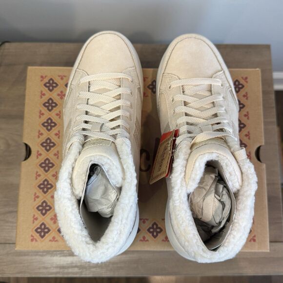 Skechers Boots Size 8 Beige Wide Fit Women’s Everyday Crush Faux Fur Lace-up - Picture 6 of 9